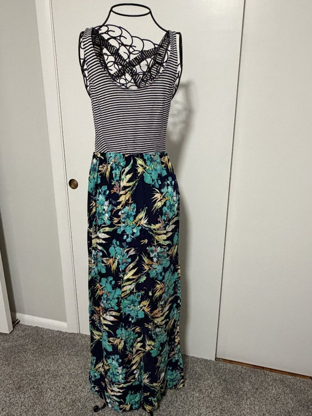 Mudd Maxi Dress Women’s S Navy & White Stripe Floral Crisscross Back Boho